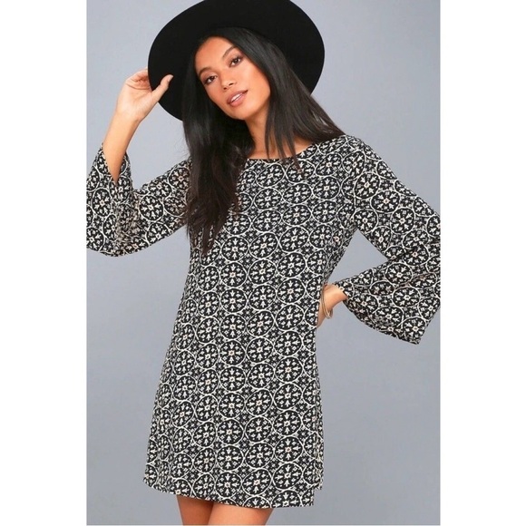 Amuse Society Barcelona Long Sleeve Paisley Mini Kimono Sleeve Dress Size S - Picture 3 of 11